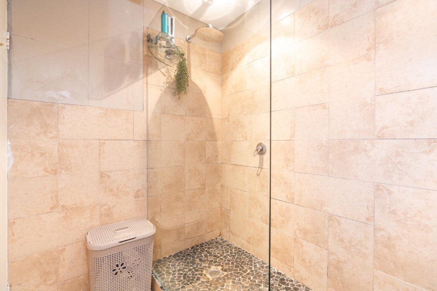 2 Bedroom Property for Sale in Green Point Western Cape